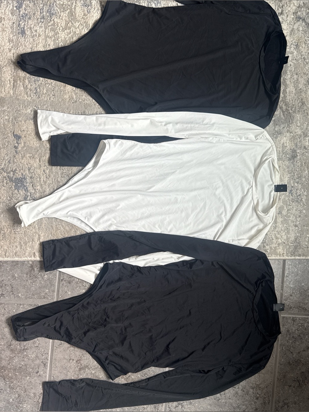 SHEIN Black & White Long-Sleeve Bodysuit Set